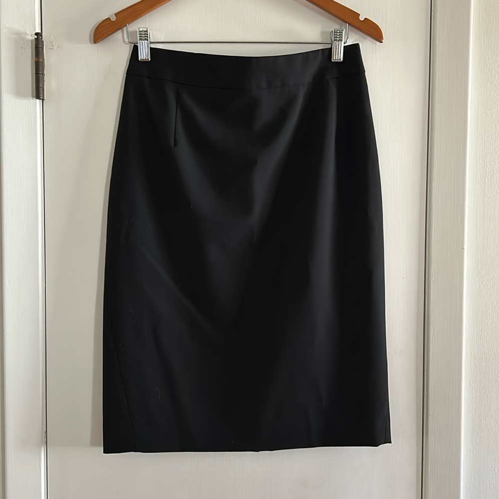 Theory Pencil Skirt - Black Stretch